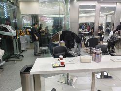 -MOVAN  HAIR莫凡匠人发型屋