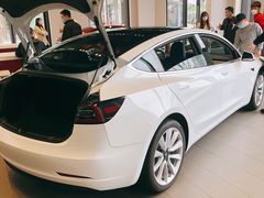 -TESLA 特斯拉(上海太古汇体验店)