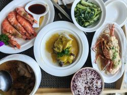 -臻康乃馨月子中心(集美店)