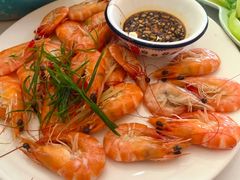 -覃记海鲜美食餐厅