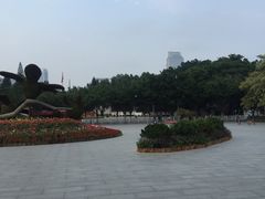 -英雄广场