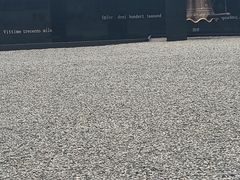 -侵华日军南京大屠杀遇难同胞纪念馆-停车场