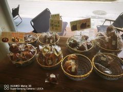 -雀食面包店(钟楼店)