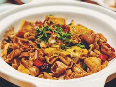 鱼杂焖豆腐-老板恋上鱼(印象城店)
