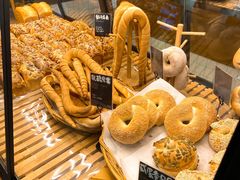 -Dough&Joe团憩(瑞虹天地月亮湾店)