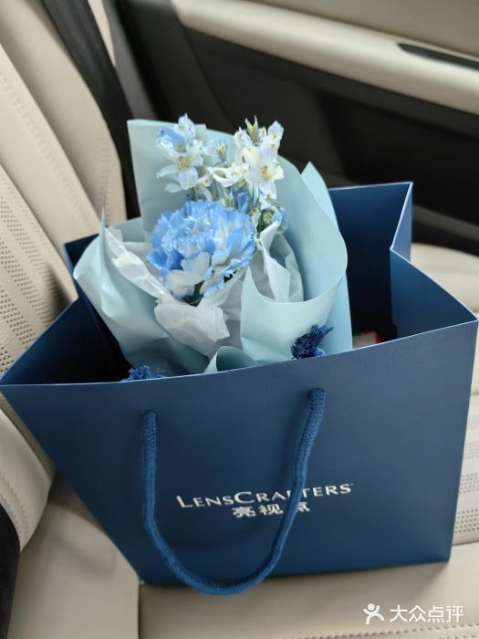LensCrafters亮视点·OAKLEY精选(静安嘉里中心店)图片