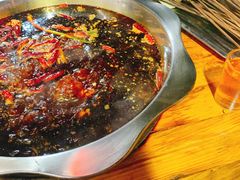 -李记串串香(李子坝店)