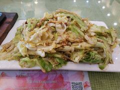 酱爆圆白菜-桃子餐厅·天津菜(红星路直营店)