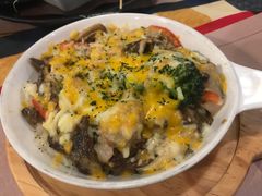 黑椒起司蘑菇鸡肉焗饭-遇见西木美式餐厅(体育路店)