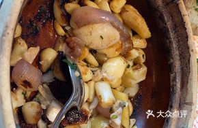 Stewed Small Squid with Puning Bean Sauce