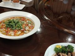 -天外天美食广场(哈尔滨路店)