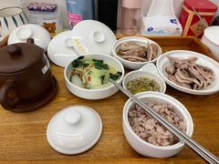 -雪梅月子中心(华侨城店)