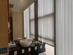 -南洋冠盛酒店(广州天河公园地铁站店)