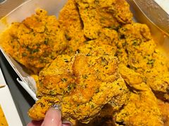 -BHC炸鸡(明洞总店)