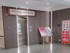 -阿瓦山寨·湘菜现炒·剁椒鱼头王(咸阳总店)