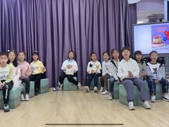 -小荧星艺校(大宁分校)