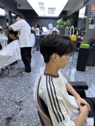 -藤野造型专业烫染接发