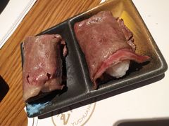 澳洲铺天盖地牛肉寿司-玉川屋·深夜食堂居酒屋(柳巷店)