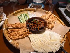 -魏铭鱼头捞饭(晋阳路店)