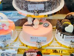 -DQ·蛋糕·冰淇淋(大宁国际商业广场店)