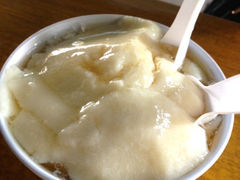 豆腐花（冰）-建兴亚婆豆腐花(Ah Por Tofu Fa)