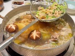 -洪氏嗨捞·猪肚鸡火锅(阳光天地店)