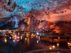 -九华秋浦胜境大王洞风景区