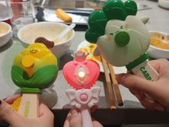 -海底捞火锅(高新万达店)