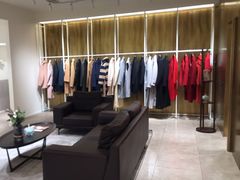 -Max Mara(王府井奥莱·香江小镇店)