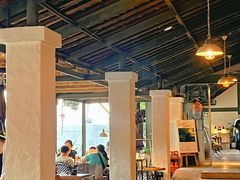 -喜洲吧·江畔老船厂·庭院餐厅(喜临院店)