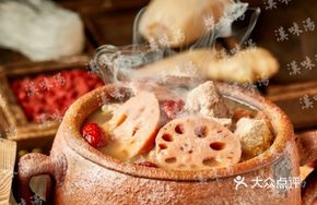 Stewed Pork Rib and Lotus Root Soup for Qi and Calcium