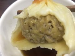蟹黄汤包-鲁氏汤包王(长白街店)