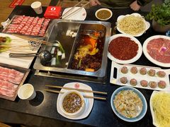 -百年川椒重庆老火锅(光谷店)