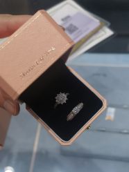 -Zbird钻石小鸟·钻戒婚戒定制高端珠宝私人定制中心