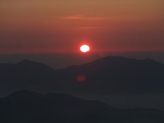 -浙东第一尖雪山欢乐谷