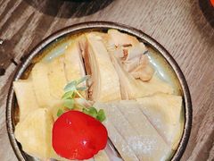 -古都历食南京菜·烤鸭·鸭血粉丝·汤包(南京博物院店)