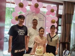 -老铺人家酒店(紫荆名流店)