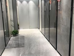 -百安居装修建材卖场(南山店)