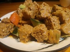 -东家小院金汤酸菜鱼(南阳路店)