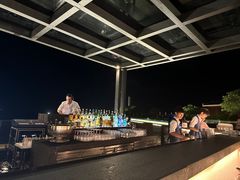 -瑰丽酒店·海吧·天际下午茶·现场DJ·天台酒吧