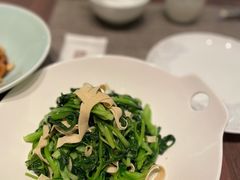 豆皮炒鸡毛菜-十里弄堂(K11店)