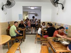 大堂-汝萍传统蘸水菜(春华路总店)