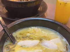 -灵芝妹子海鲜米线(瓦房店新玛特店)