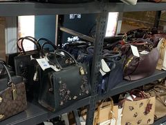 -COACH蔻驰(赛特奥特莱斯店)