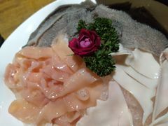 经典三拼-白乐天毛肚火锅馆(解放碑店)