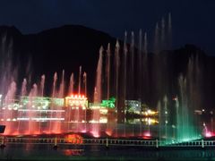 -百里峡七彩艺术小镇