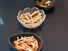 -铜锣湾·有麝自然香(渝北财富中心店)