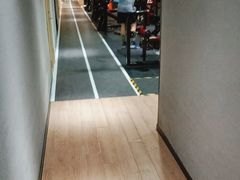 -一兆韦德健身(张杨路店)