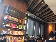 -星巴克臻选(莘庄仲盛店)