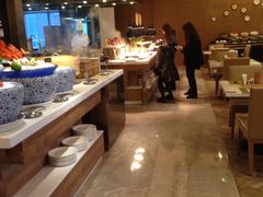 自助取餐区-都会尚膳·海鲜自助餐厅(重庆万豪酒店)